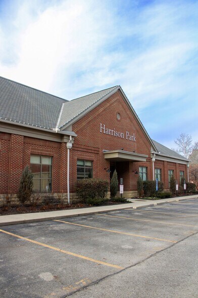 More Photos Of 575 W 1st Ave, Columbus Office For Sale