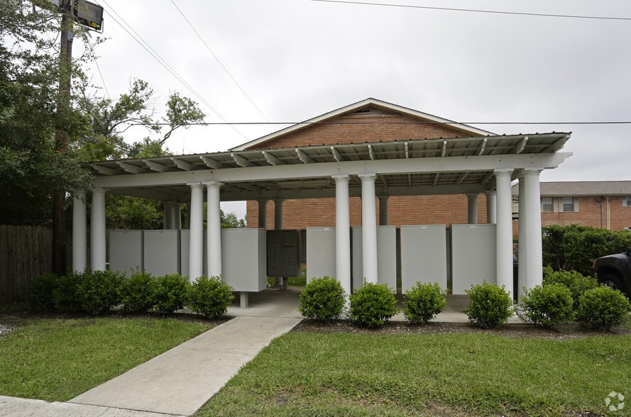 More Photos Of 1901 Lafayette St, Gretna Apartments For Sale