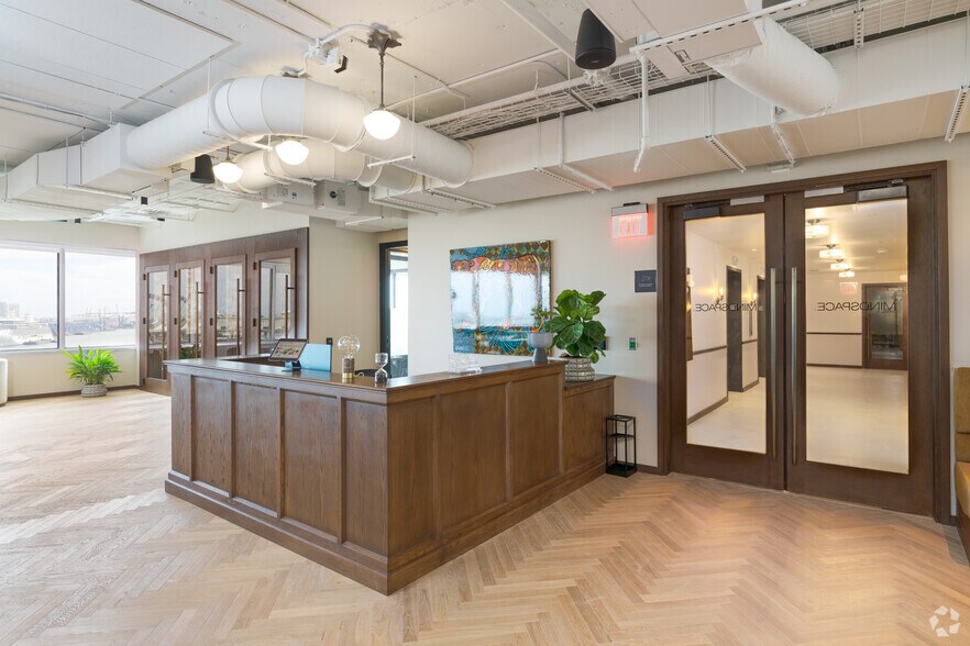 More Photos Of 100 N Biscayne Blvd, Miami Office For Lease