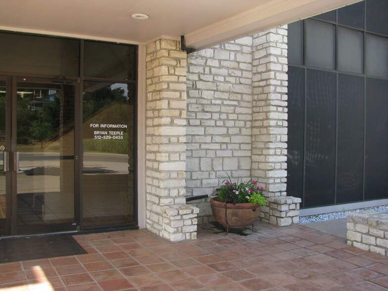 More Photos Of 6400 W FM 2147, Horseshoe Bay Office Residential For Sale