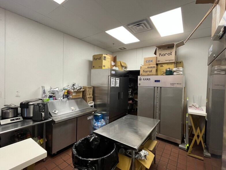 More Photos Of 5845 Spring Mountain Rd, Las Vegas Restaurant For Lease