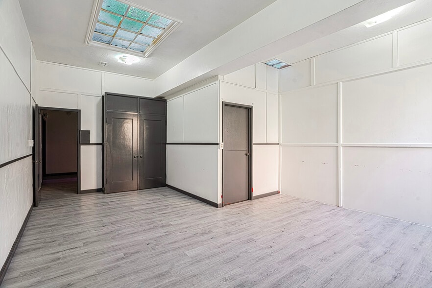 More Photos Of 2100 5th Ave, Oakland Religious Facility For Sale