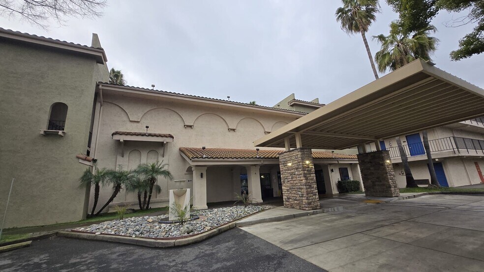Primary Photo Of 12249 Folsom Blvd, Rancho Cordova Hotel For Sale