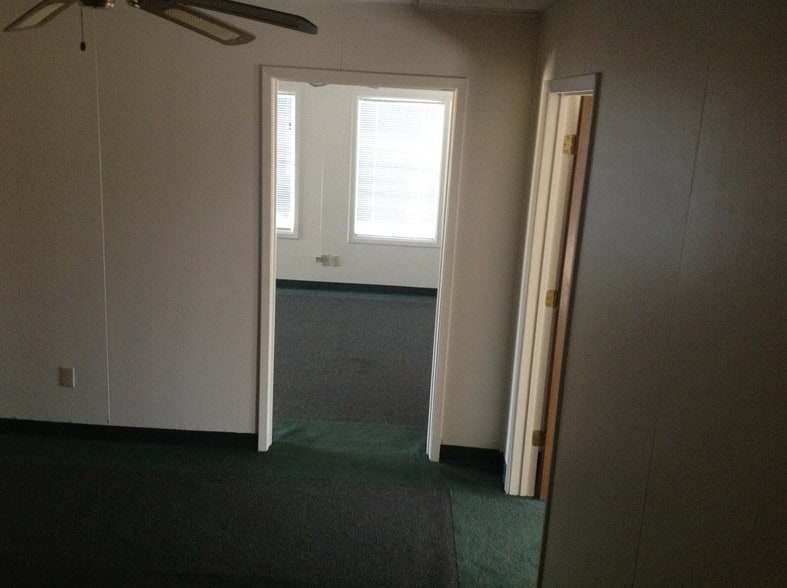 More Photos Of 101 E Randol Mill Rd, Arlington Office For Lease