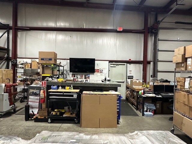 More Photos Of 18 Lancaster Pky, Lancaster Manufacturing For Sale