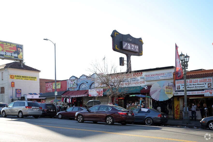 Primary Photo Of 721-729 S Alvarado St, Los Angeles Apartments For Lease
