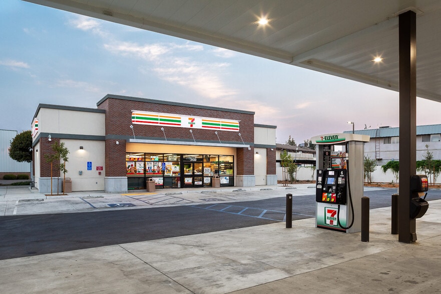 More Photos Of 3130 24th St, Bakersfield Convenience Store For Sale