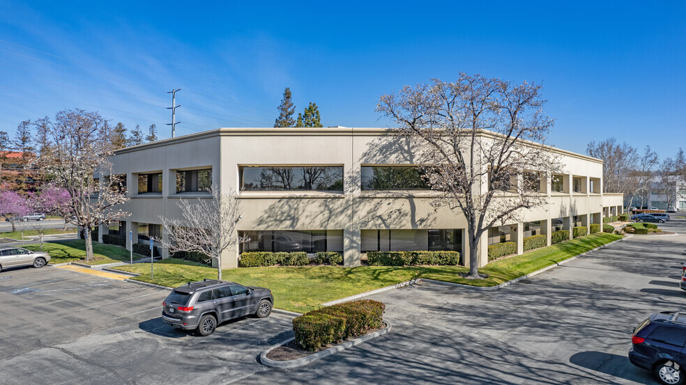 Primary Photo Of 1060 Rincon Cir, San Jose Light Distribution For Lease