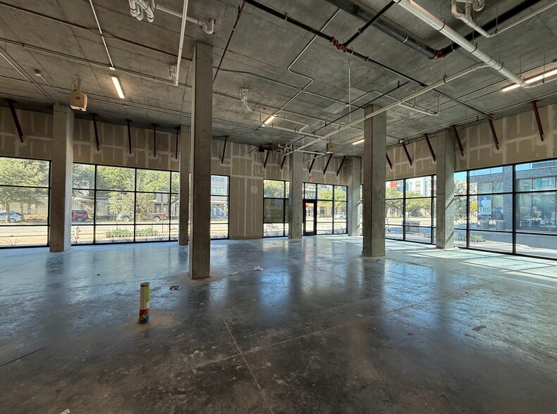 More Photos Of 1808 Aldrich, Austin Medical For Sale