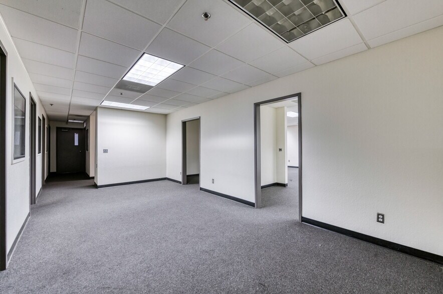 More Photos Of 5333 N Cornelia Ave, Fresno Warehouse For Sale
