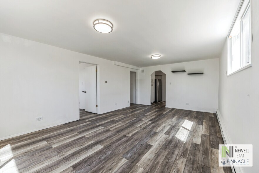 More Photos Of 2551 W Caithness Pl, Denver Apartments For Sale