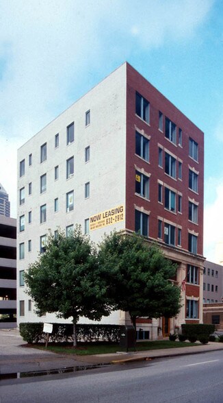 More Photos Of 127 E Michigan St, Indianapolis Loft Creative Space For Lease