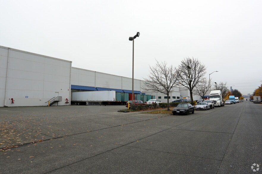 More Photos Of 4201-4521 6th Ave S, Seattle Warehouse For Lease
