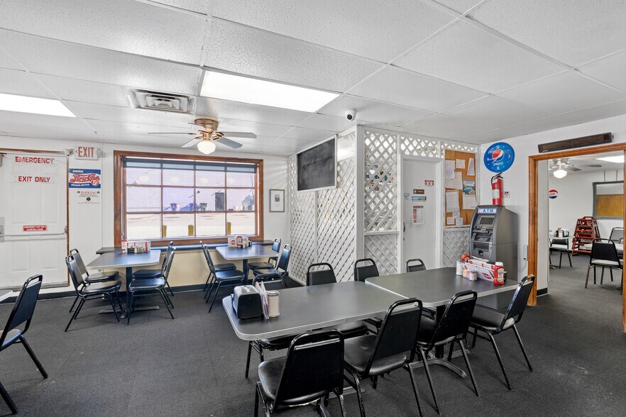 More Photos Of 191 E St John St, Spartanburg Restaurant For Lease