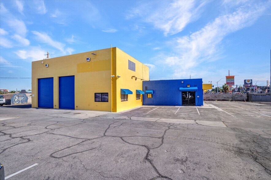 More Photos Of 3448 S Decatur Blvd, Las Vegas Service For Lease
