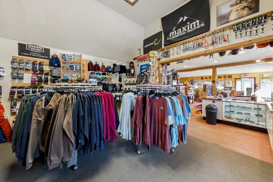 More Photos Of 17481 Highway 50, Twin Bridges General Retail For Sale