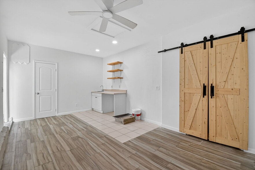 More Photos Of 220 SW 16th St, Dania Beach Office Residential For Sale