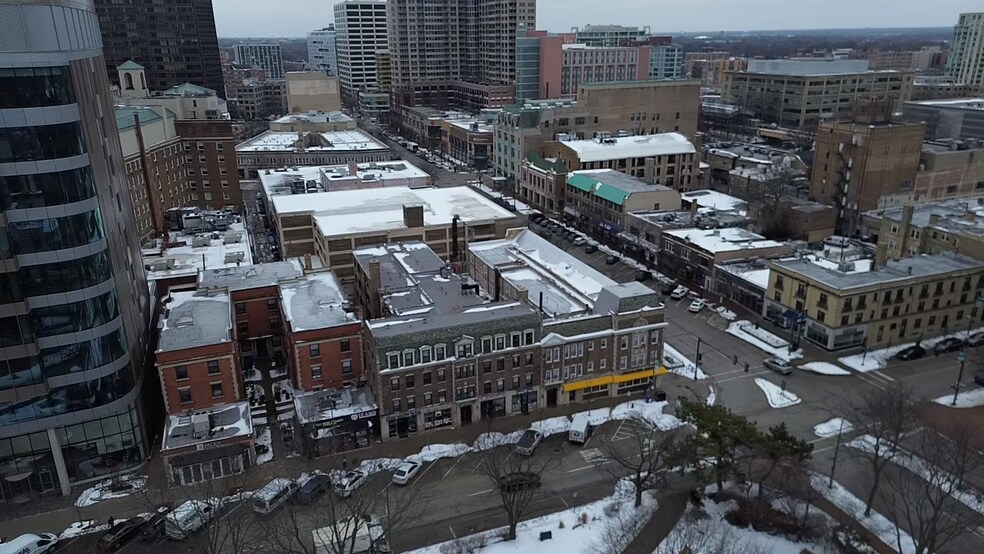 More Photos Of 716 Clark St, Evanston Apartments For Sale