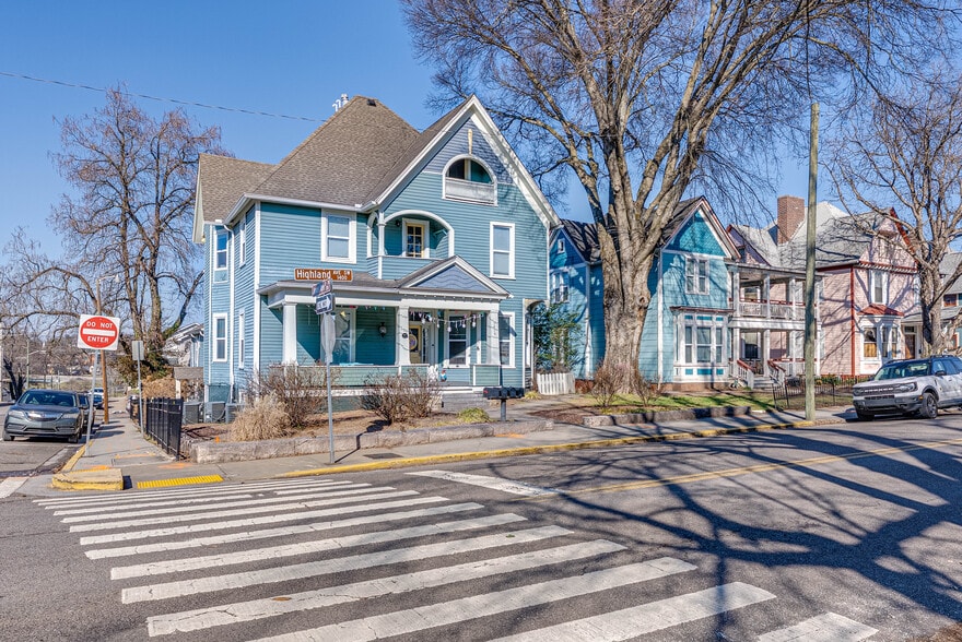 More Photos Of 1415 Highland Ave, Knoxville Multifamily For Sale