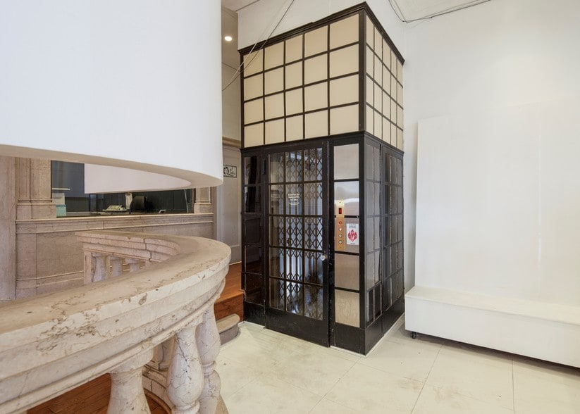 More Photos Of 249-253 Arch St, Philadelphia Office For Lease