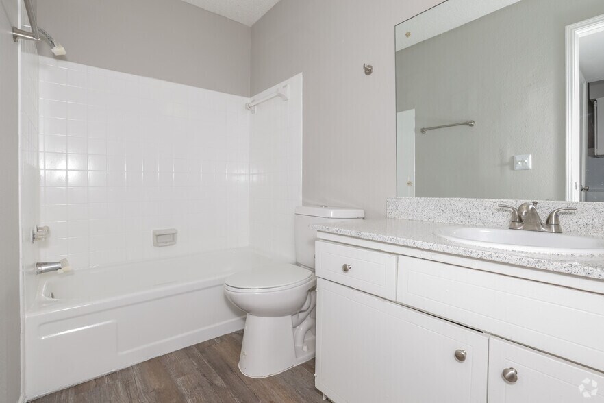 More Photos Of 1713 S Memorial Dr, Tulsa Apartments For Sale