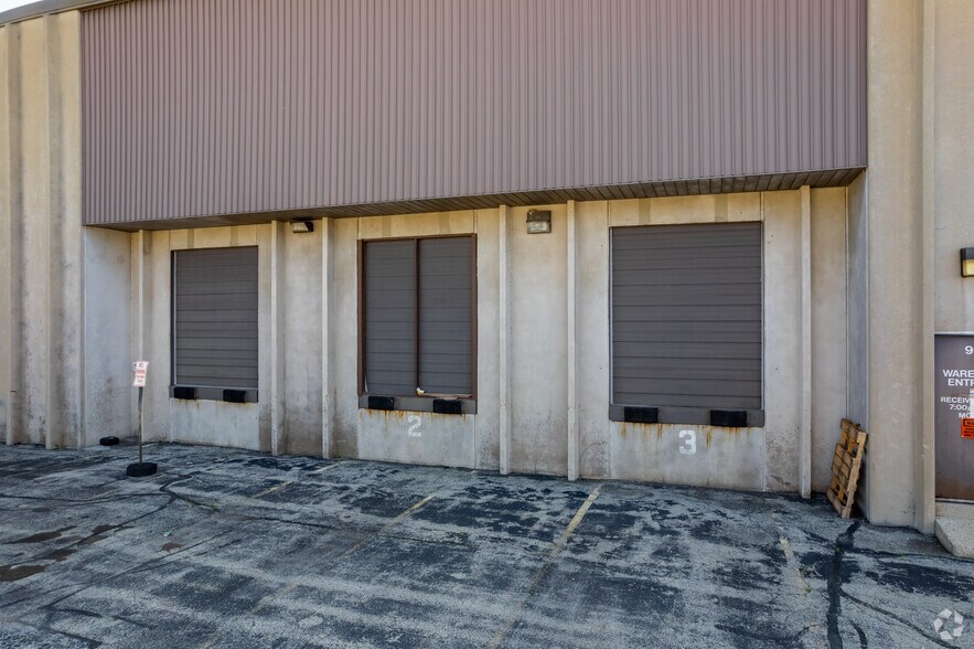 More Photos Of 9011-9045 N Deerwood Dr, Brown Deer Unknown For Lease