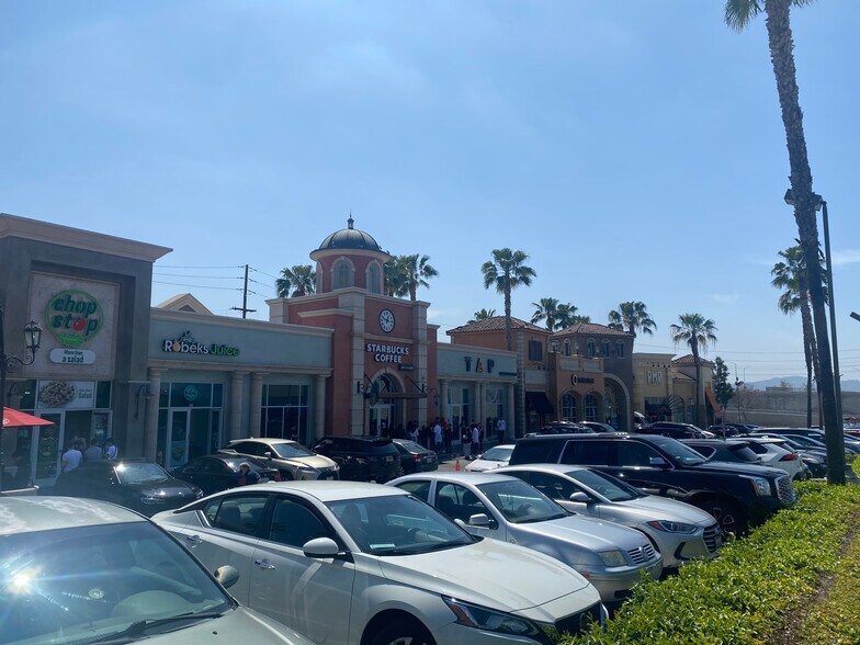 More Photos Of 1001 N San Fernando Blvd, Burbank Unknown For Lease