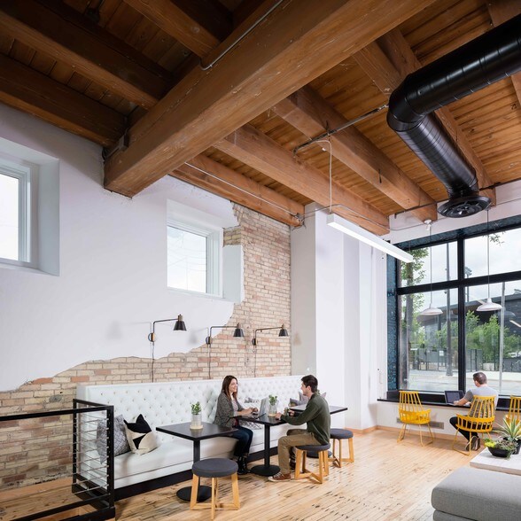 More Photos Of 289 5th St E, Saint Paul Office For Lease