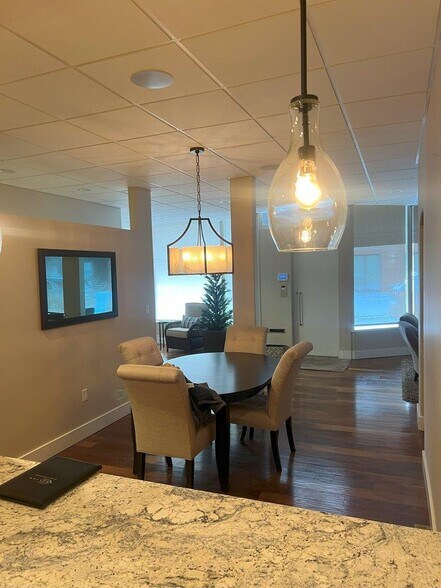 More Photos Of 2707-2717 E Louisiana Ave, Denver Office For Sale