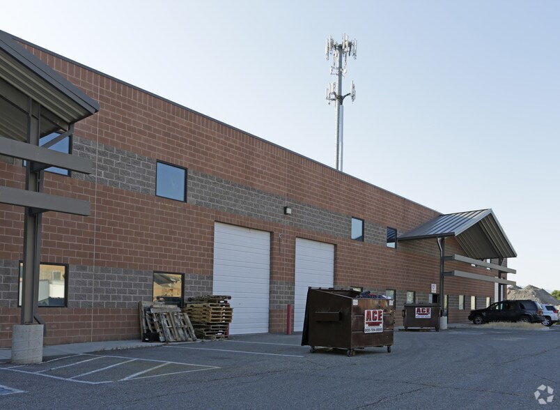 More Photos Of 1053-1087 S 1675 W, Orem Warehouse For Lease