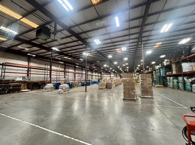 More Photos Of 2299 Ridge Rd, Greenville Warehouse For Lease