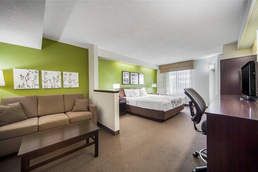More Photos Of 303 23rd St, Columbus Hotel For Sale