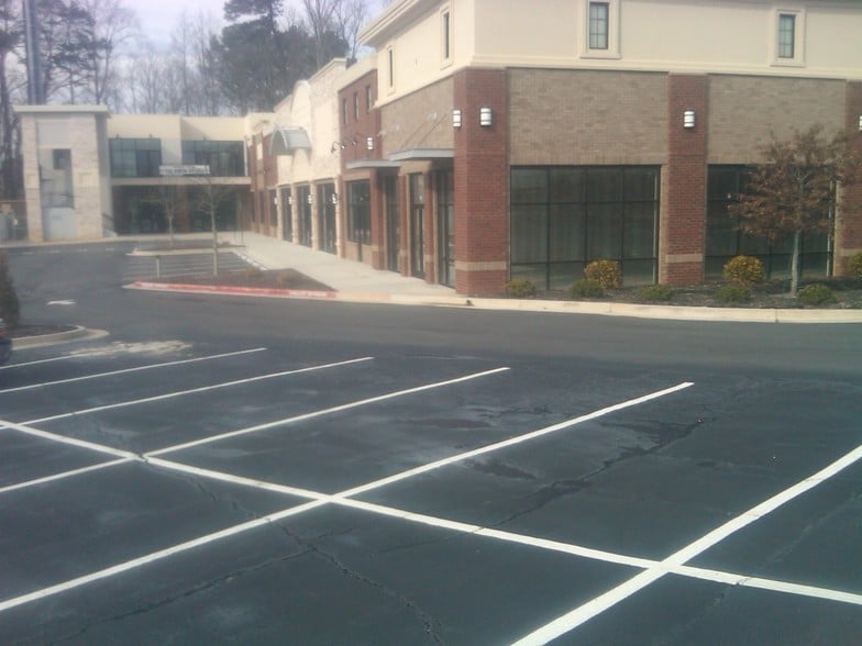 More Photos Of 5725 State Bridge Rd, Johns Creek Freestanding For Lease