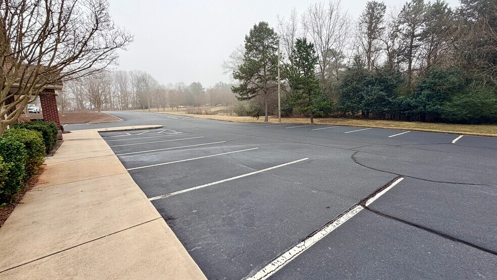 More Photos Of 9113 Blair Rd, Mint Hill Specialty For Lease