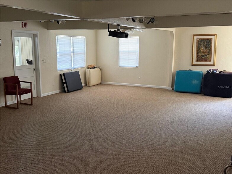 More Photos Of 6505 SW 13th St, Gainesville Office For Lease