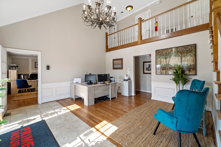 More Photos Of 2615 Sandy Plains Rd, Marietta Medical For Sale