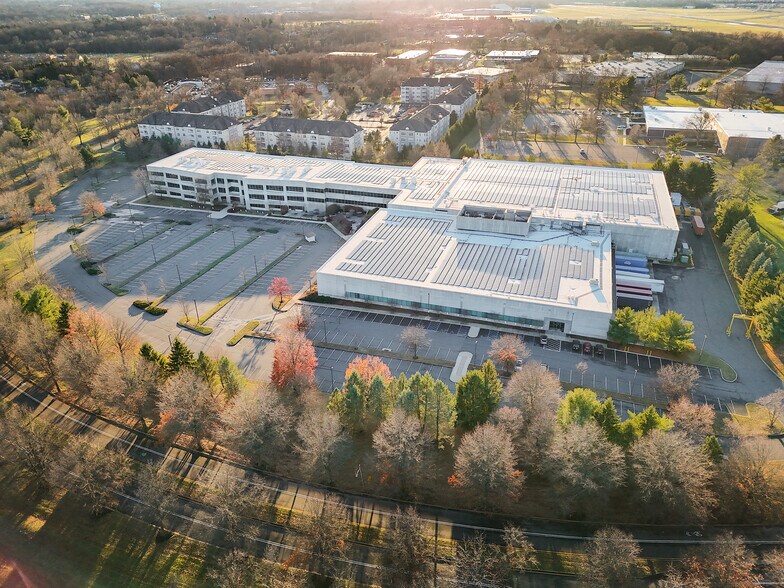 More Photos Of 225 Phillips Blvd, Ewing Flex For Sale