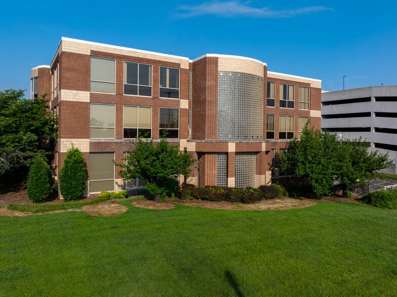 Primary Photo Of 801 2nd Ave N, Nashville Office For Sale