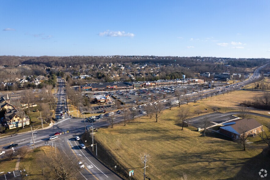 More Photos Of 1661 Easton Rd, Warrington Unknown For Lease