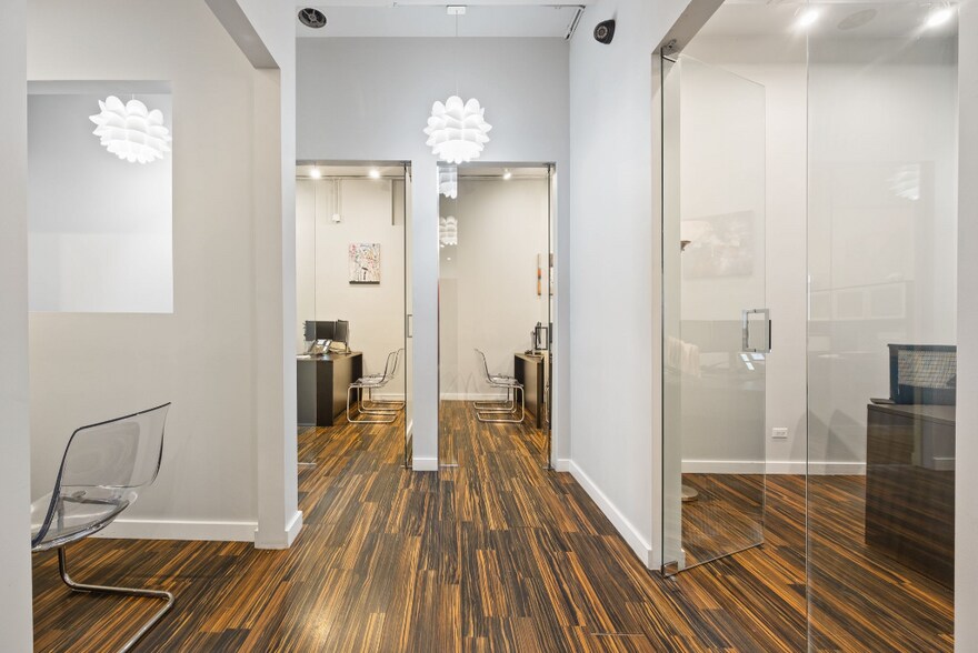 More Photos Of 2853 N Pulaski Rd, Chicago Storefront Retail Office For Sale