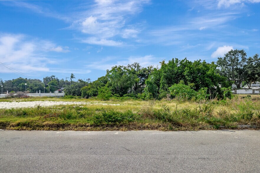 More Photos Of 6th Ave S & DR MLK St, Saint Petersburg Land For Lease