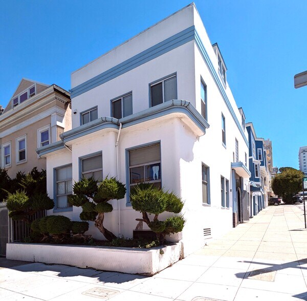 Primary Photo Of 1290 Chestnut St, San Francisco Apartments For Sale