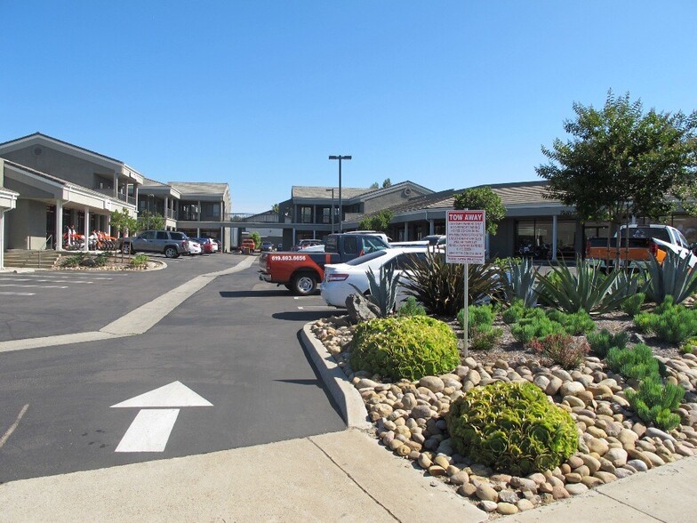 More Photos Of 14168 Poway Rd, Poway Unknown For Lease