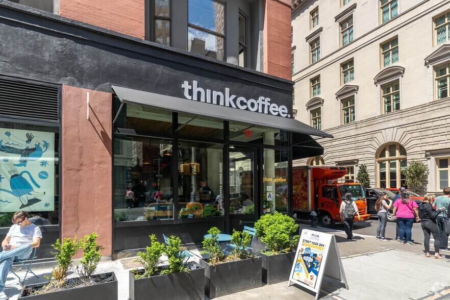 More Photos Of 246 Fifth Ave, New York Office For Sale