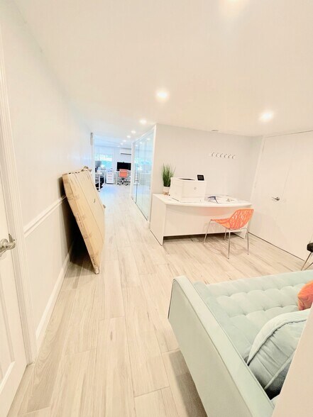 More Photos Of 70 Arch St, Greenwich General Retail For Sale