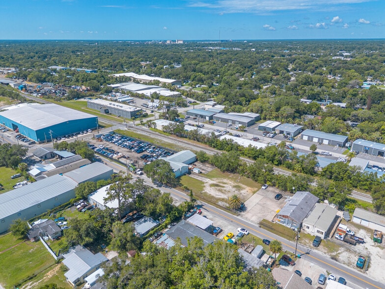 More Photos Of 635 Carswell Ave, Holly Hill Auto Repair For Sale