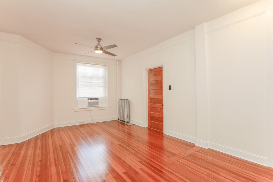 More Photos Of 819 Colonial Ave, Norfolk Apartments For Sale