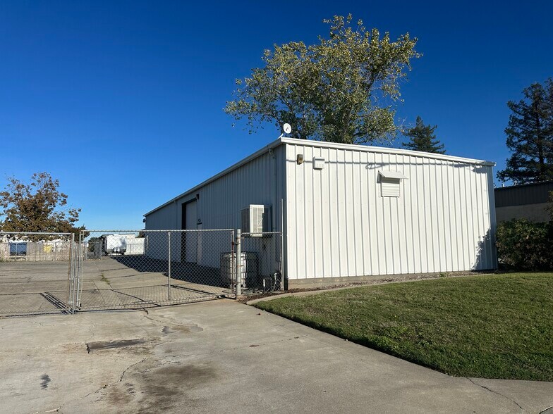 More Photos Of 200 Ryan Ave, Chico Manufacturing For Sale