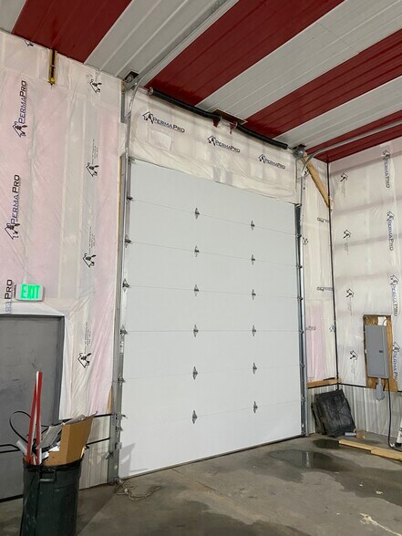 More Photos Of 7331 Community Drive Dr, Lima Light Distribution For Lease