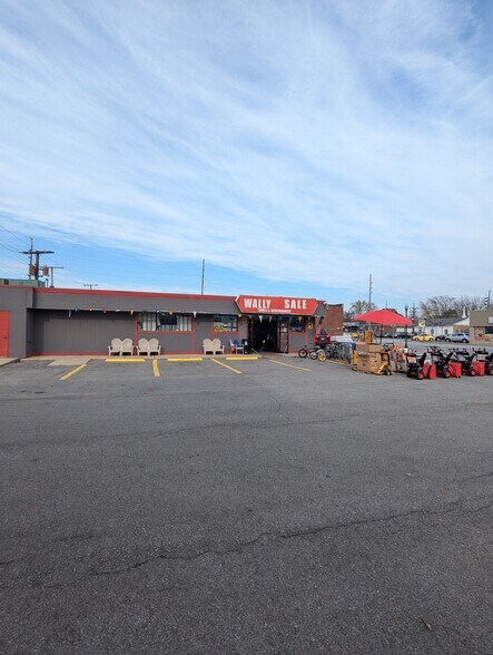 More Photos Of 6836-6850 Calumet Ave, Hammond Convenience Store For Sale